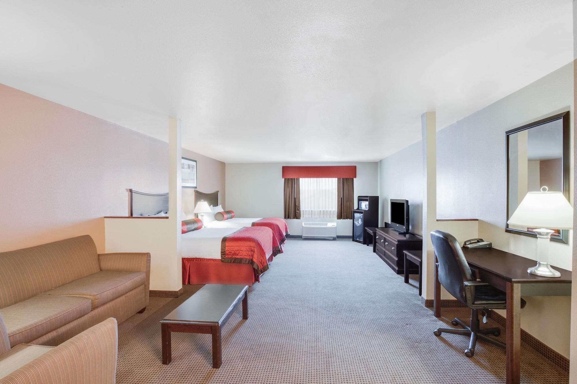 Baymont By Wyndham Wheeler Hotel Exterior photo